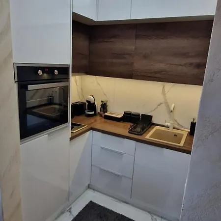 Relax Free Parking Garage *