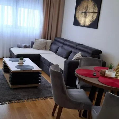 Relax Free Parking Garage Zlatibor