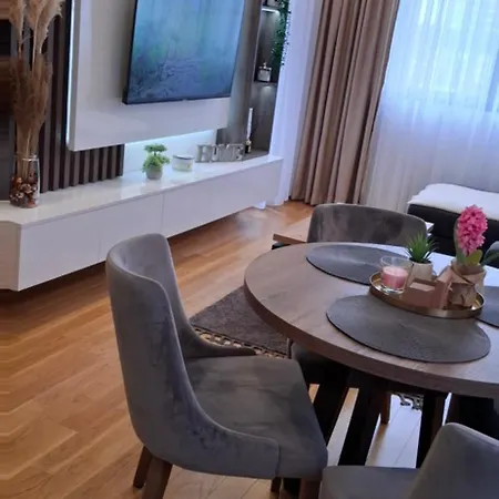 Relax Free Parking Garage 公寓 *